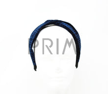 Load image into Gallery viewer, VELVET RIBBED TWIST HEADBAND

