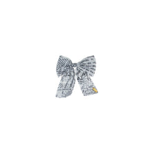 Load image into Gallery viewer, HEIRLOOMS NEWSPRINT MEDIUM BOW CLIP
