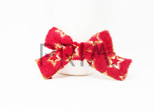 Load image into Gallery viewer, FUR BOW WITH FOIL STARS CLIP
