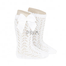 Load image into Gallery viewer, CONDOR CROCHET KNEE SOCK WITH BOW
