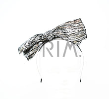 Load image into Gallery viewer, METALLIC BOWS HEADBAND
