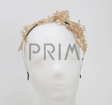Load image into Gallery viewer, LONG BEADS WEDDING HEADBAND
