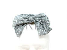 Load image into Gallery viewer, DOTS BOW BABY HEADBAND
