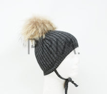 Load image into Gallery viewer, METALLIC POM POM HAT
