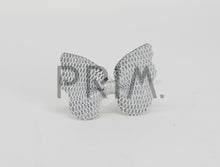 Load image into Gallery viewer, METALLIC SPARKLE BUTTERFLLY CLIP
