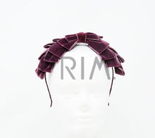 Load image into Gallery viewer, PLEATED VELVET HEADBAND
