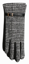 Load image into Gallery viewer, PLAID JERSEY GLOVE BUCKLE
