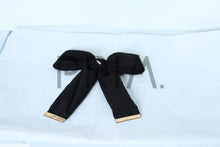 Load image into Gallery viewer, DACEE CRINKLE METAL CLAMP BOW LARGE CLIP
