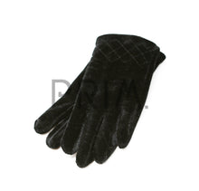 Load image into Gallery viewer, VELVET GLOVE

