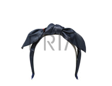 Load image into Gallery viewer, POINTY BOW HEADBAND
