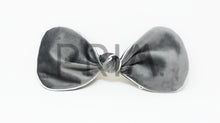 Load image into Gallery viewer, VELVET WITH METALLIC TRIM BOW CLIP
