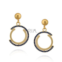 Load image into Gallery viewer, MATTE GOLD CONCENTRIC CIRCLE EARRING
