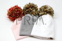 Load image into Gallery viewer, VELOUR WOOL POM POM HAT
