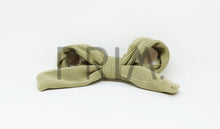 Load image into Gallery viewer, LARGE RIBBED WIRE BOW CLIP

