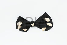 Load image into Gallery viewer, BOW WITH METAL LEAVES CLIP
