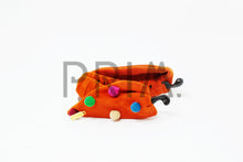 Load image into Gallery viewer, POM POM BANANA CLIP
