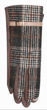 Load image into Gallery viewer, PLAID JERSEY GLOVE BUCKLE
