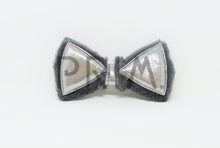 Load image into Gallery viewer, MEALLIC FUR BOW CLIP
