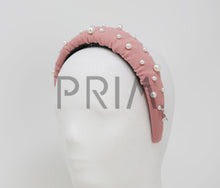Load image into Gallery viewer, MULTI SCATTERED PEARLS COVERED HEADBAND
