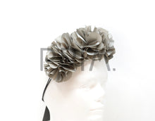 Load image into Gallery viewer, PARTIAL FLORAL WREATH
