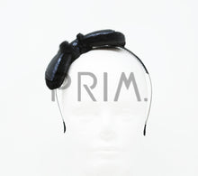 Load image into Gallery viewer, METALLIC FUR BOW HEADBAND
