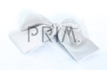 Load image into Gallery viewer, DACEE SILK BOW MEDIUM CLIP
