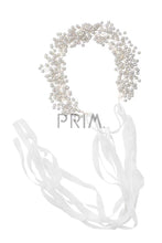 Load image into Gallery viewer, CLUSTERED WREATH
