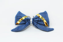 Load image into Gallery viewer, COLORED FOILS BOW CLIP
