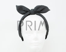 Load image into Gallery viewer, SWEATER BOW HEADBAND
