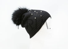 Load image into Gallery viewer, PEARL STUDDED WOOL HAT
