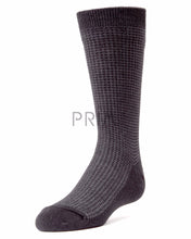 Load image into Gallery viewer, MEMOI BOYS DIAMOND TEXTURE DRESS SOCK
