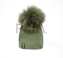 Load image into Gallery viewer, COTTON POM POM PULL ON HAT
