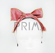 Load image into Gallery viewer, METALLIC EDGED VELVET POP UP BOW HEADBAND
