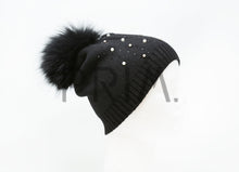 Load image into Gallery viewer, PEARL STUDDED WOOL HAT
