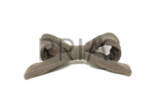 Load image into Gallery viewer, LARGE RIBBED WIRE BOW CLIP
