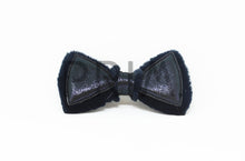 Load image into Gallery viewer, MEALLIC FUR BOW CLIP
